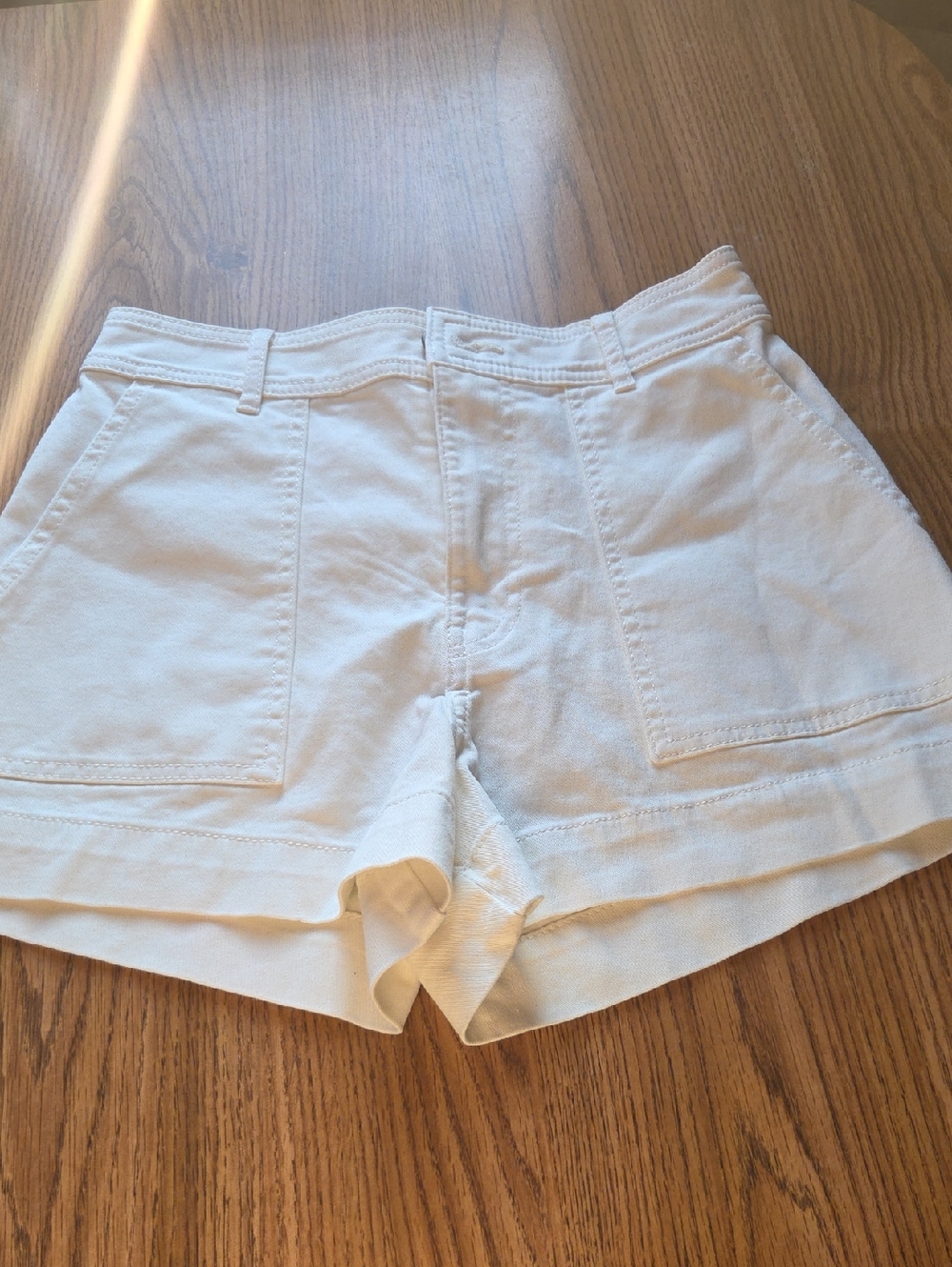 H&M Cream High-Waist Cotton Patch-Pocket Shorts